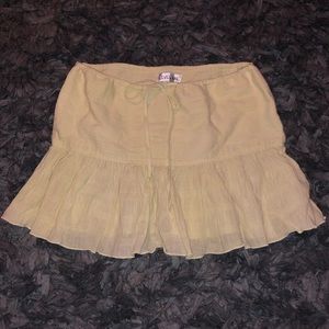 6/$20 Level nine skirt size small